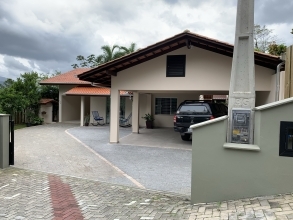  fotos/imovel_pequeno/550abb409f817333f3f5883b89519078.JPEG 